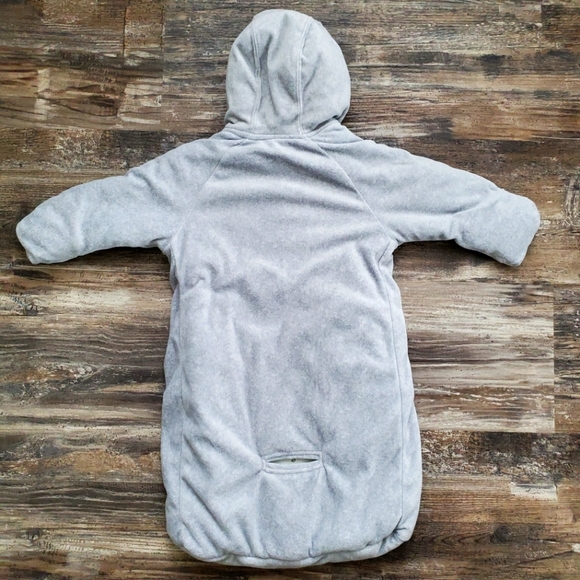 6-9 month winter bunting - Picture 2 of 2